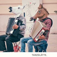 Пиво TANZGLÄTTE | pommes & disco series 2/5 Пиво TANZGLÄTTE | pommes & disco series 2/5