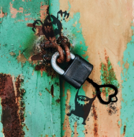 Пиво Lock Me Up & Throw Away the Key Пиво Lock Me Up & Throw Away the Key