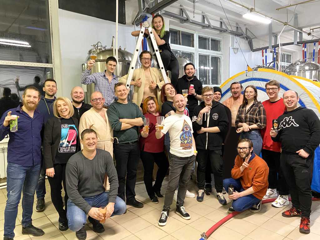 Команда пивоварни 4BREWERS Команда пивоварни 4BREWERS